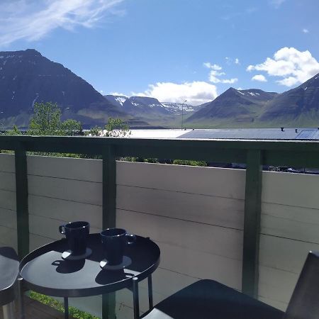 Flateyri Guesthouse Экстерьер фото